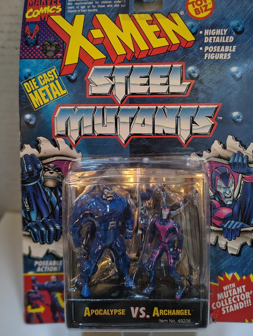 Marvel X-Men Die-Cast Juggernaut vs. Cyclops Action Figures - Red, Blue & Yellow